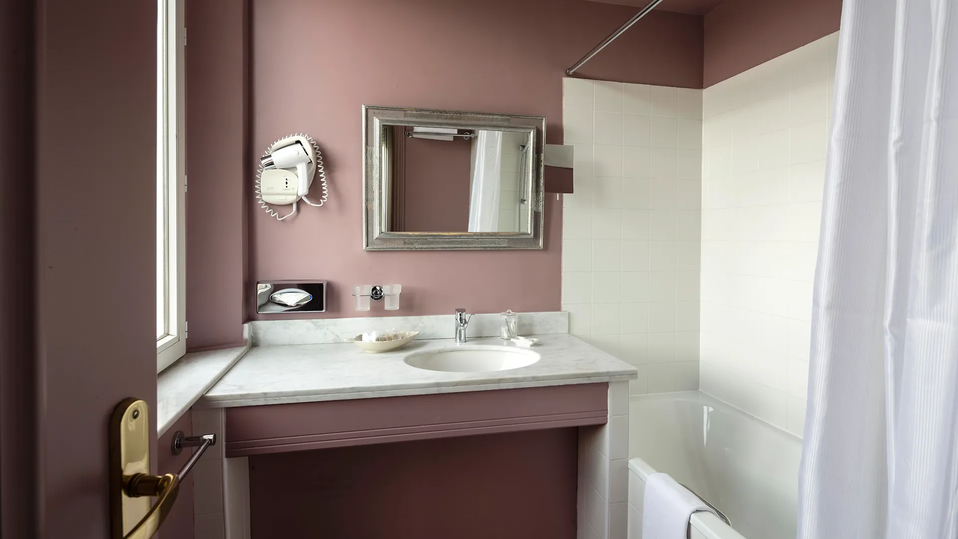 Le Cavendish Hotell Cannes 4*,  Frankrike